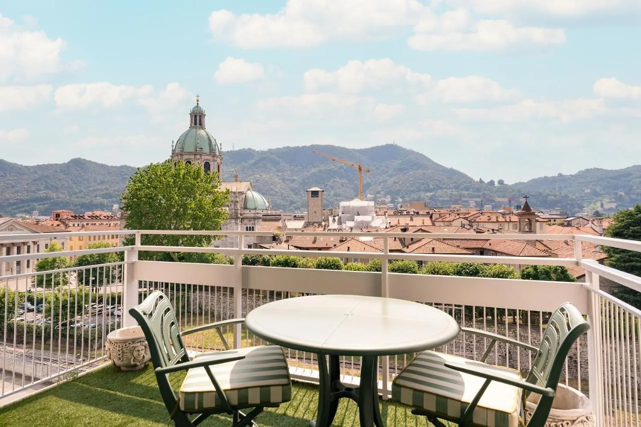 Como City View Apartment