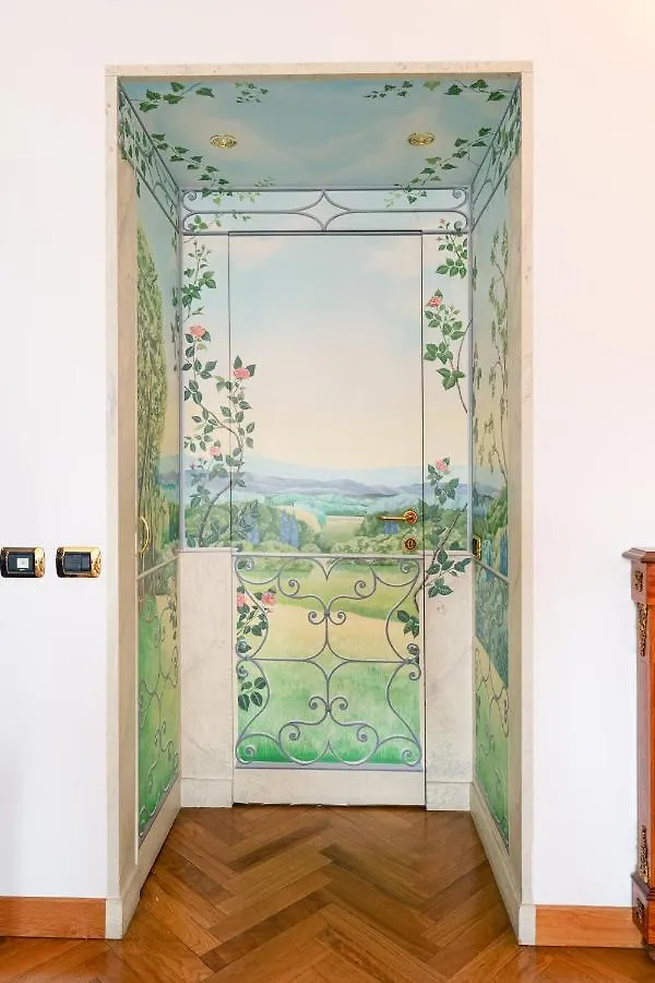 Como City View Apartment Italien